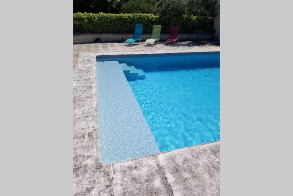 Appartement 2 Pers Avec Acces Piscine Saint-Rémy-de-Provence Екстериор снимка
