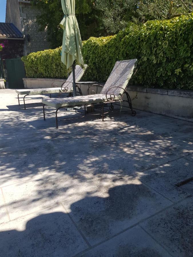 Appartement 2 Pers Avec Acces Piscine Saint-Rémy-de-Provence Екстериор снимка